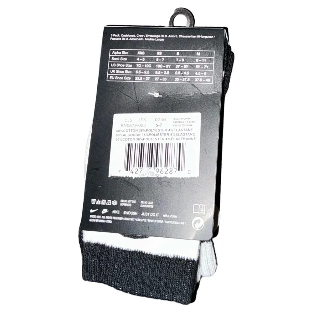 Nike Dri-FIT Black and White Crew Socks 3 Pack